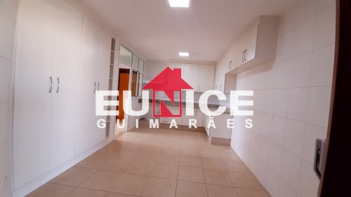 Apartamento à Venda no Jardim Sumaré em Araçatuba/SP