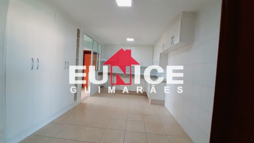 Apartamento à Venda no Jardim Sumaré em Araçatuba/SP