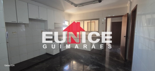 Apartamento à Venda no Vila Santo Antônio em Araçatuba/SP