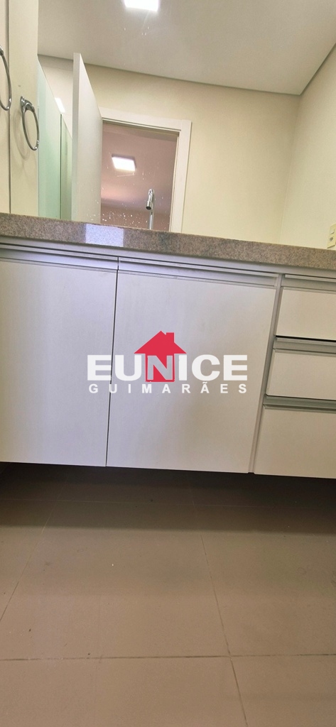 Apartamento à Venda no Icaray em Araçatuba/SP